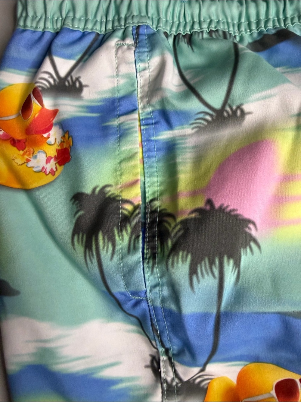Neff Tropical Rubber Duck Swim Trunks Men’s Medium Beach Board Shorts Hawaiian - Picture 7 of 9